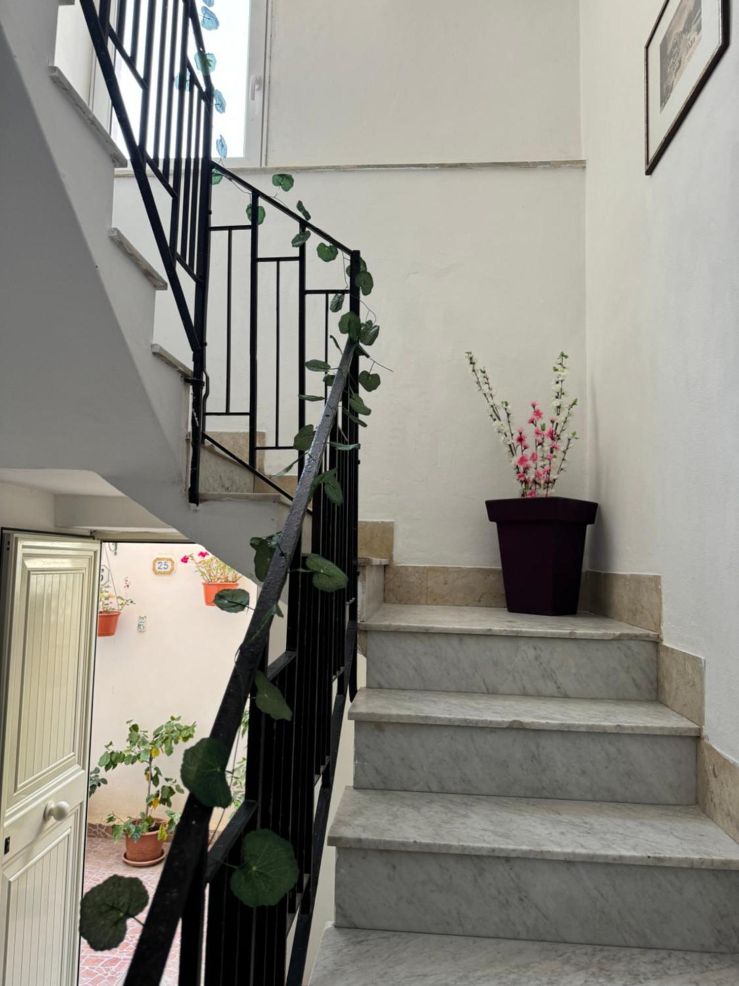 Holiday Mondello Exterior foto